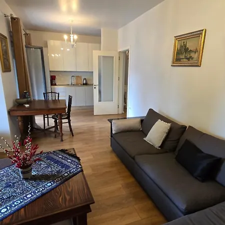 Apartment Teduktu Near Center Tirana